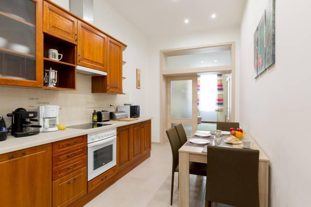 Luxury In The Center Apartamento